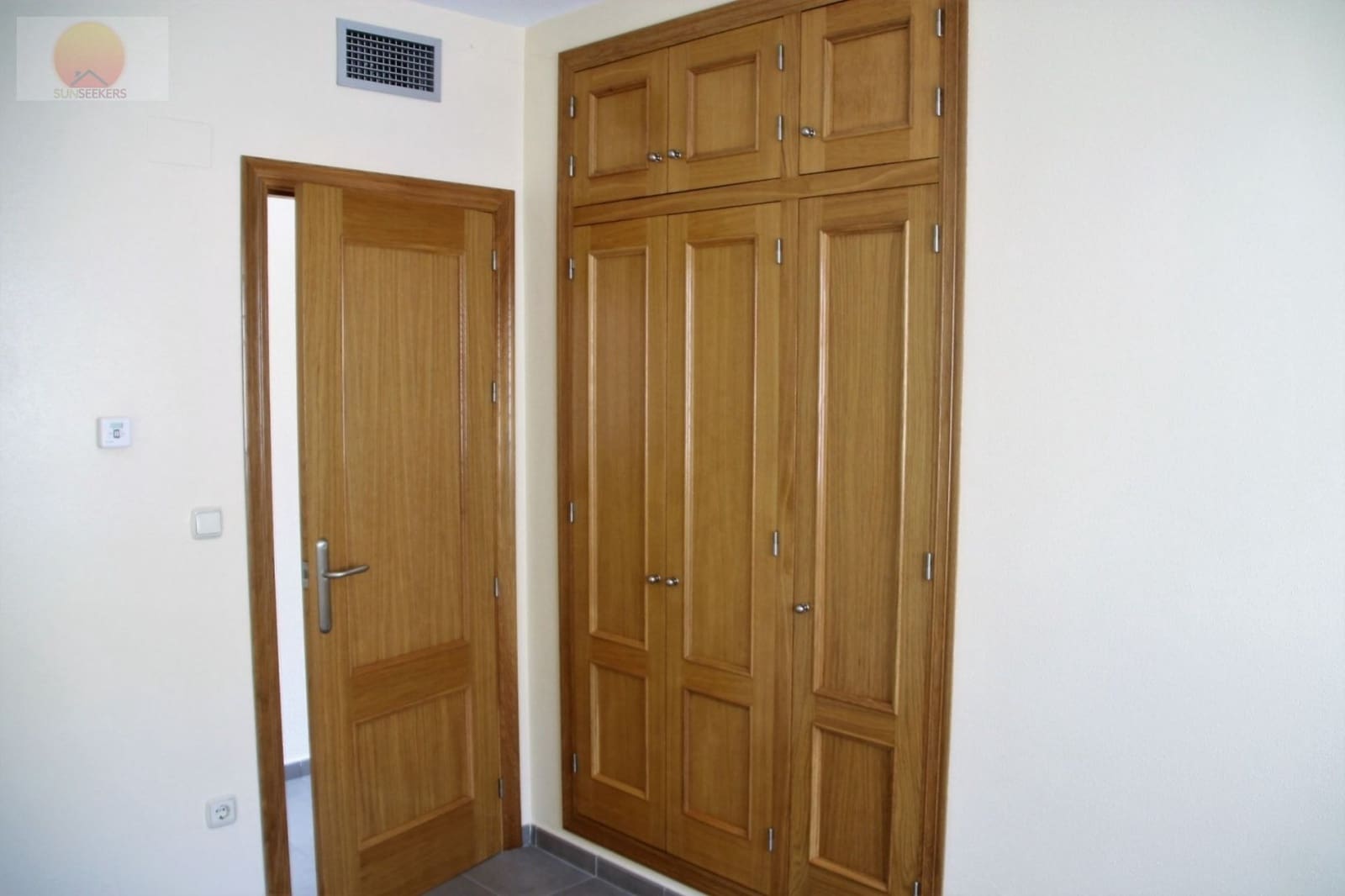 4 bedroom Apartment for sale in Torre de la Horadada with garage - € 380,000 (Ref: 6574291)