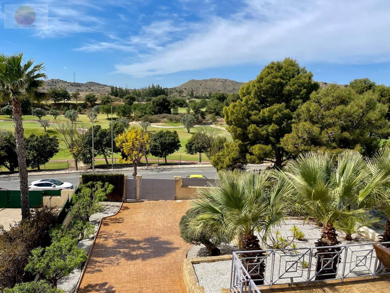 6 soverom Villa til salgs i Monforte del Cid med svømmebasseng garasje - € 750 000 (Ref: 7565866)