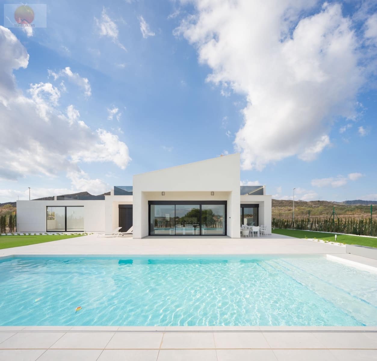 4 bedroom Villa for sale in Banos y Mendigo with pool - € 665,000 (Ref: 7565867)