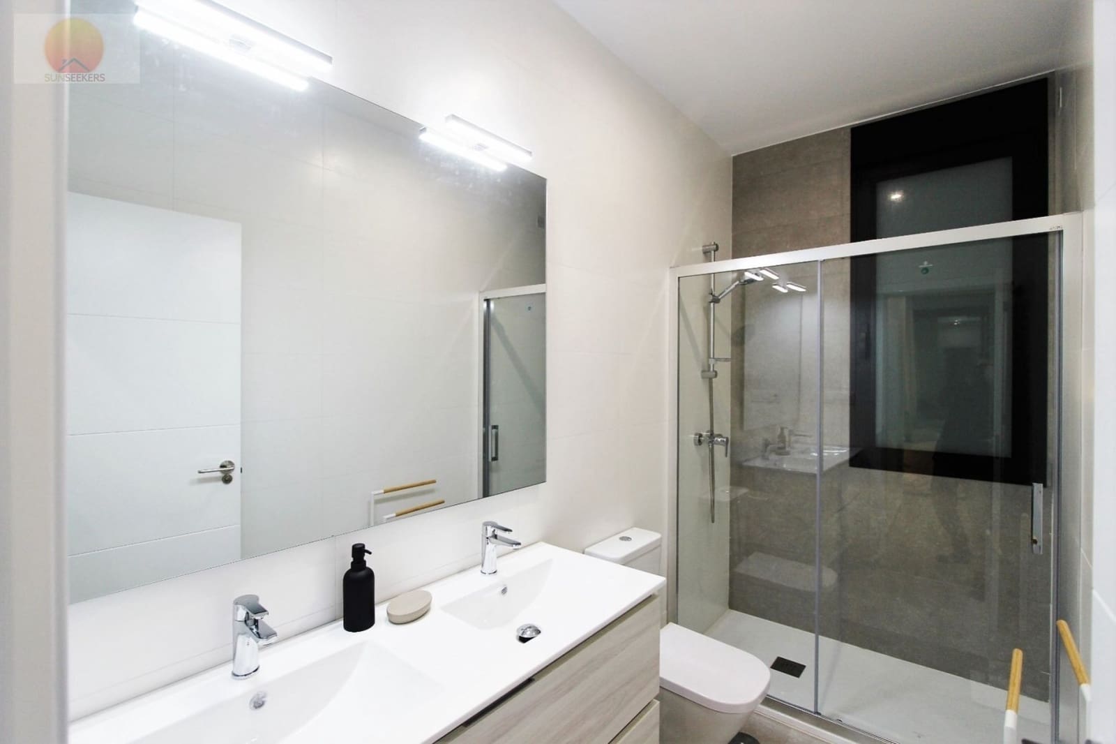 3 bedroom Villa for sale in Pinar de Campoverde with pool garage - € 385,000 (Ref: 7593238)