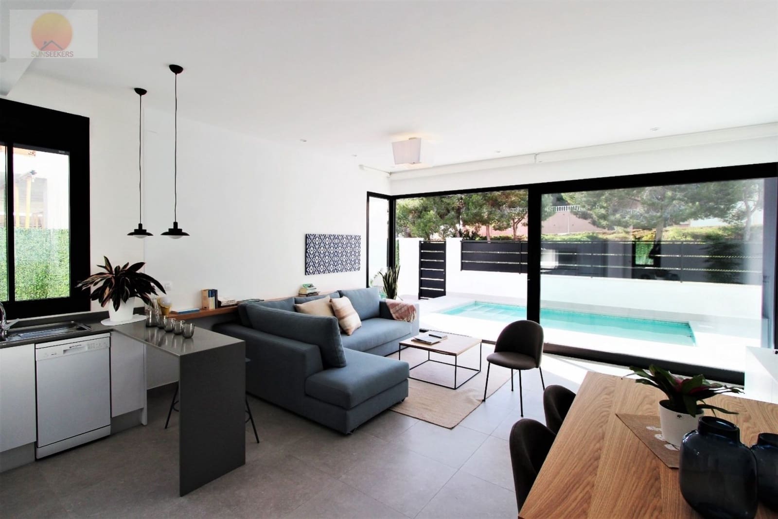 3 bedroom Villa for sale in Pinar de Campoverde with pool garage - € 385,000 (Ref: 7593238)