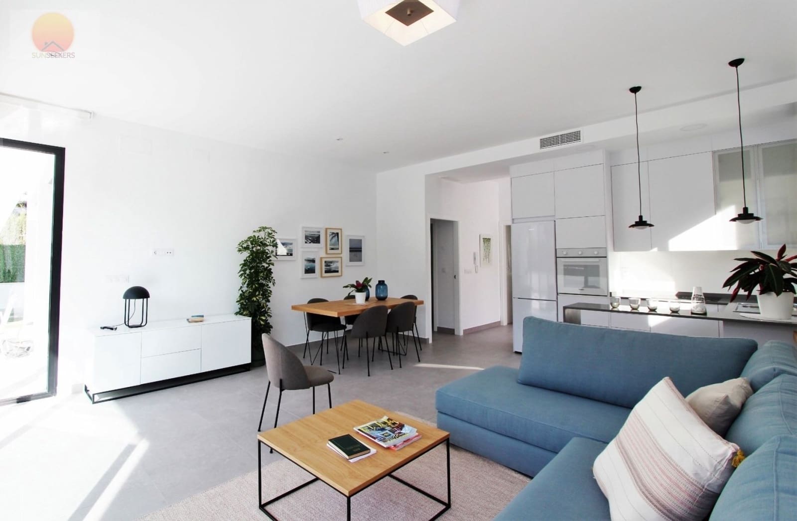 3 bedroom Villa for sale in Pinar de Campoverde with pool garage - € 385,000 (Ref: 7593238)