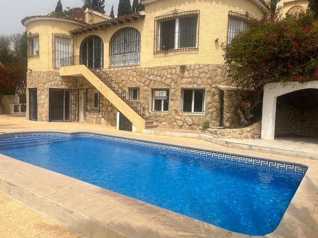 4 soveværelse Villa til leje i Altea med swimmingpool - € 1.900 (Ref: 8982343)