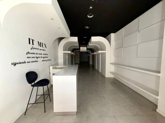Kommersiell til leie i Altea - € 1 000 (Ref: 9142846)