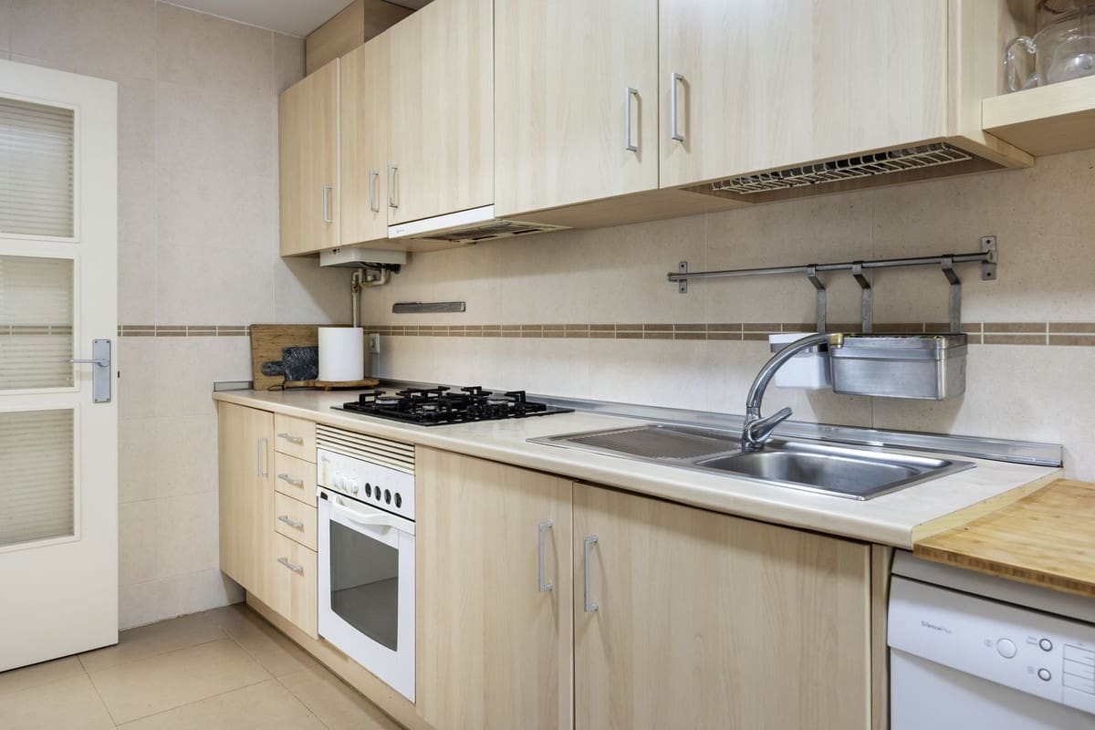 2 bedroom Apartment for sale in Torrequebrada - € 485,000 (Ref: 10000123)