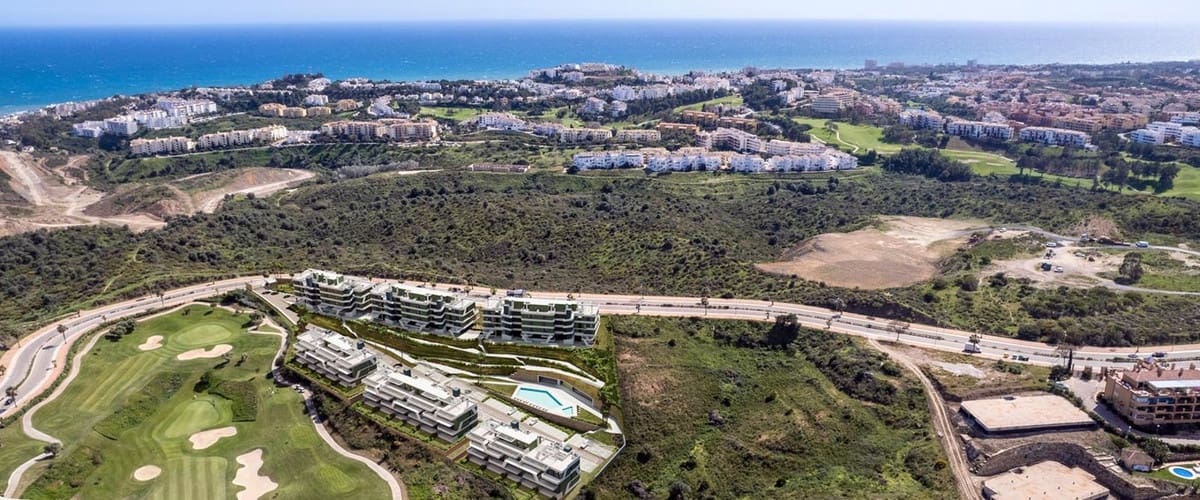 2 bedroom Apartment for sale in La Cala de Mijas - € 395,000 (Ref: 6986088)