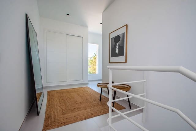 4 soveværelse Villa til salg i La Mairena, Ojen - € 2.195.000 (Ref: 9127699)