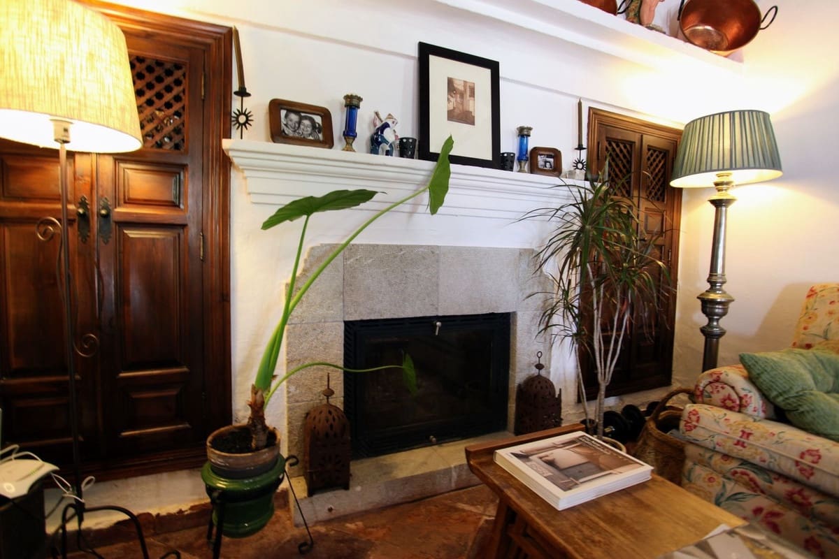 3 bedroom Finca/Country House for sale in Alora - € 695,000 (Ref: 9322830)