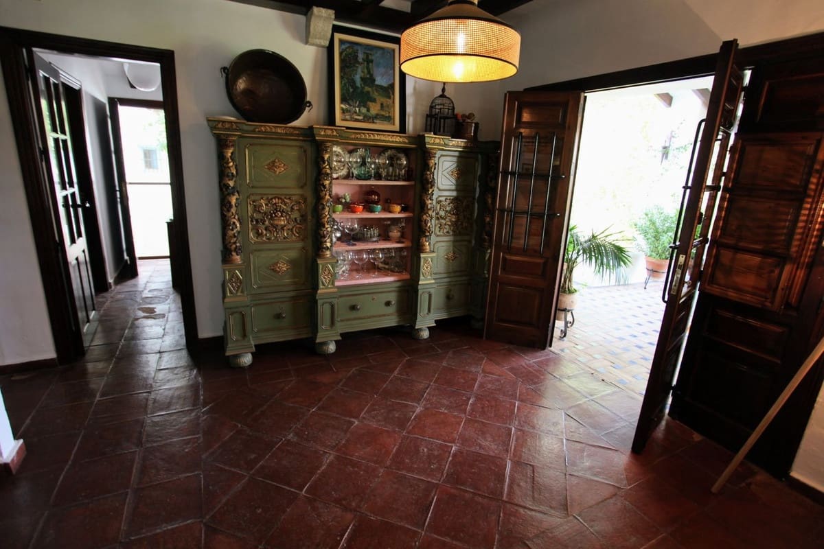 3 bedroom Finca/Country House for sale in Alora - € 695,000 (Ref: 9322830)