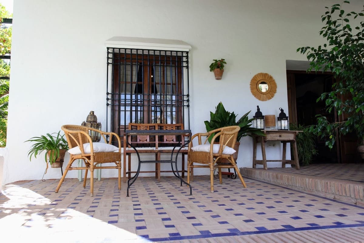 3 bedroom Finca/Country House for sale in Alora - € 695,000 (Ref: 9322830)