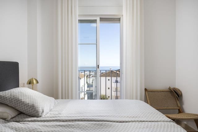 2 Zimmer Apartment zu verkaufen in La Duquesa / Puerto de la Duquesa, Manilva - 240.000 € (Ref: 9473727)