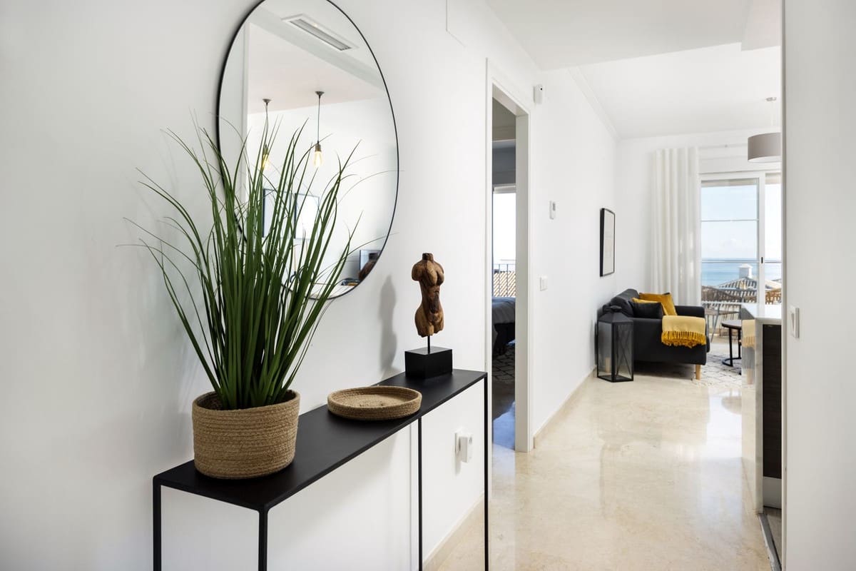 2 Zimmer Apartment zu verkaufen in La Duquesa / Puerto de la Duquesa - 240.000 € (Ref: 9473727)