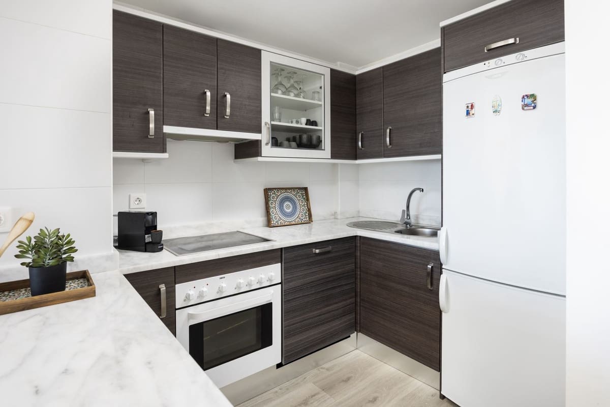 2 Zimmer Apartment zu verkaufen in La Duquesa / Puerto de la Duquesa - 240.000 € (Ref: 9473727)