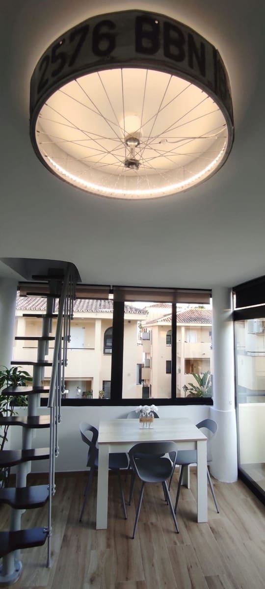 3 bedroom Penthouse for rent in Torremolinos - € 1,300 (Ref: 9539475)