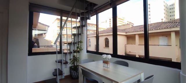 3 soveværelse Penthouse til leje i Torremolinos - € 1.300 (Ref: 9539475)