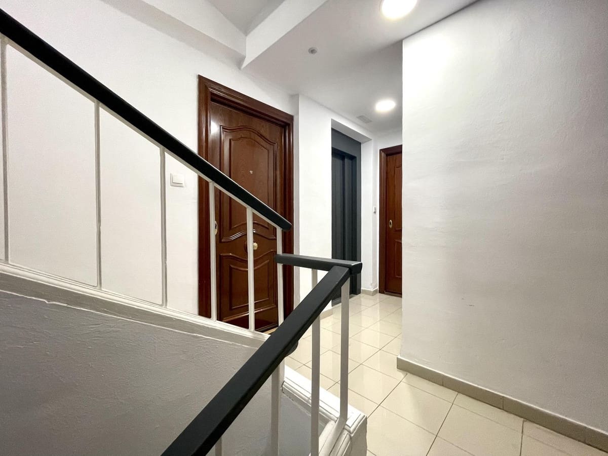 2 quarto Apartamento para venda em Malaga cidade - 295 000 € (Ref: 9778927)