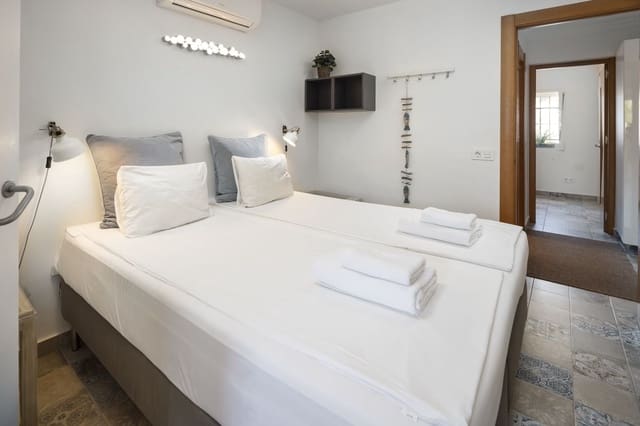 2 makuuhuone Omakotitalo myytävänä paikassa Torremolinos - 350 000 € (Ref: 9915989)