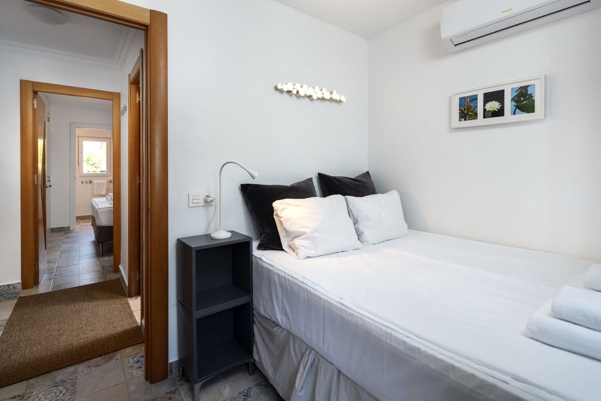 2 makuuhuone Omakotitalo myytävänä paikassa Torremolinos - 350 000 € (Ref: 9915989)