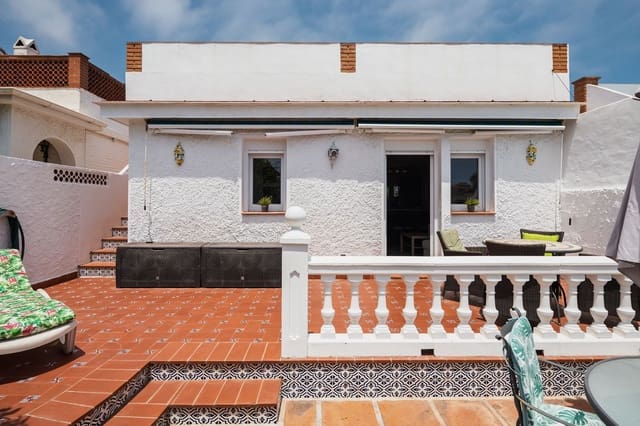 2 makuuhuone Omakotitalo myytävänä paikassa Torremolinos - 350 000 € (Ref: 9915989)