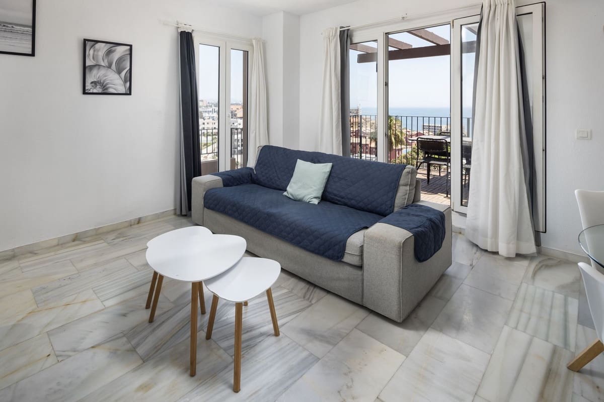 2 bedroom Beach Apartment for sale in Benalmadena - € 390,000 (Ref: 9953450)