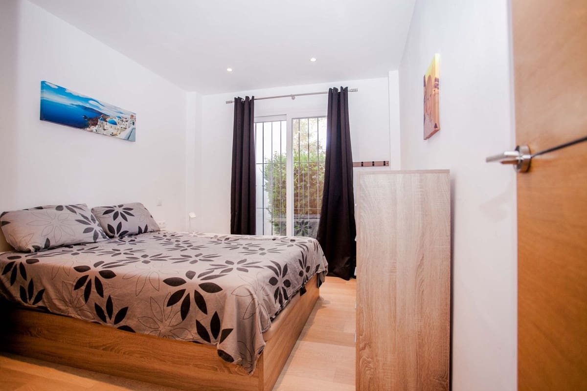 2 makuuhuone Huoneisto myytävänä paikassa Sitio de Calahonda - 265 000 € (Ref: 9958451)