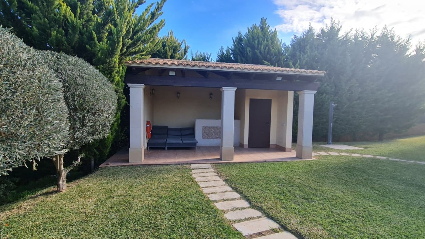 4 bedroom Villa for sale in Santa Ponsa with pool garage - € 2,800,000 (Ref: 7327510)