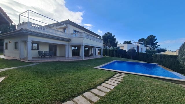 Chalet de 4 habitaciones en Santa Ponsa, Calvià en venta con piscina garaje - 2.800.000 € (Ref: 7327510)