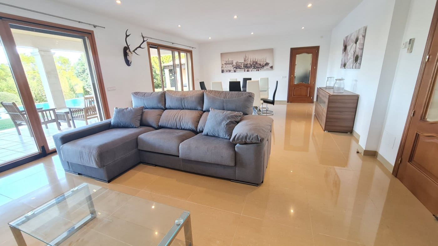 4 bedroom Villa for sale in Santa Ponsa with pool garage - € 2,800,000 (Ref: 7327510)