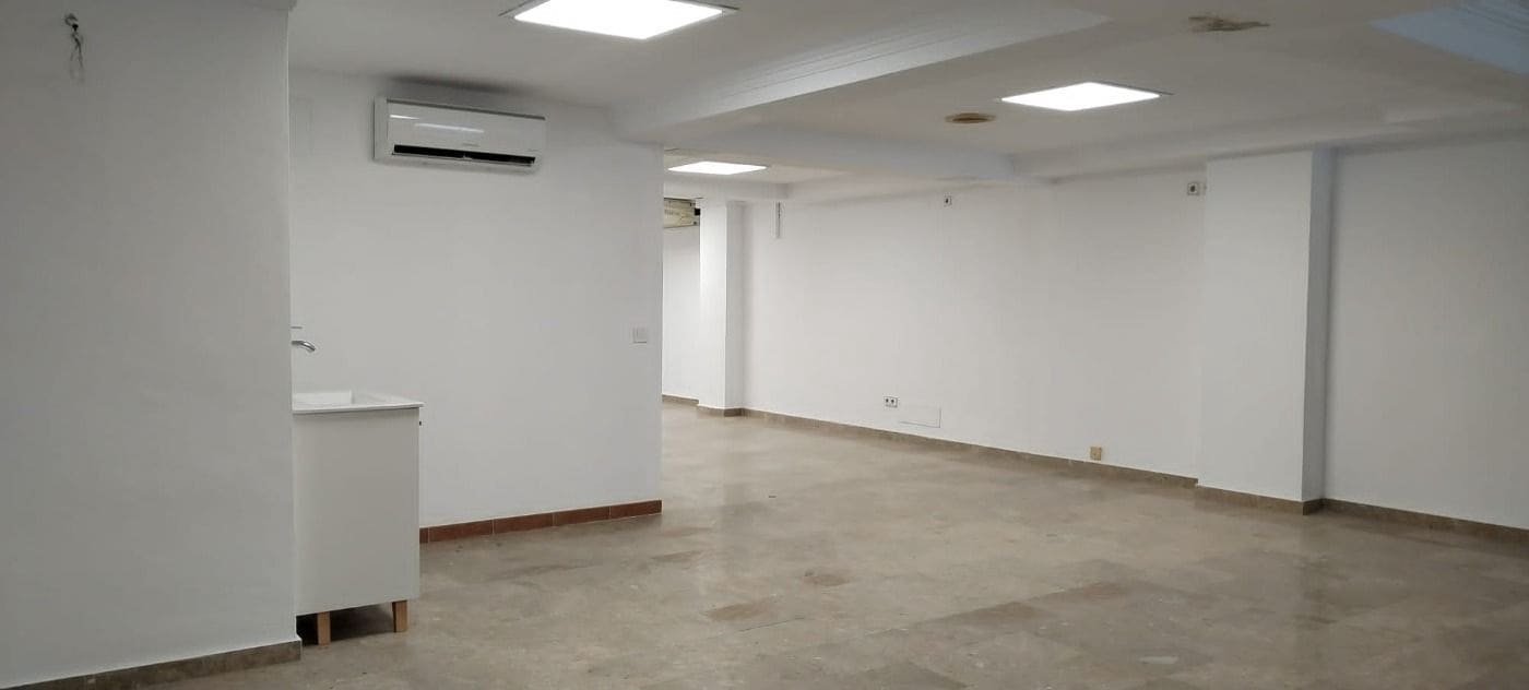 Komercyjne do wynajęcia w Palma de Mallorca - 3 200 € (Ref: 7378534)