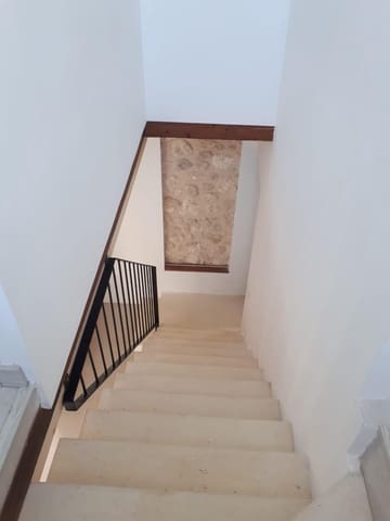 4 slaapkamer Villa te koop in Campanet met zwembad - € 1.099.000 (Ref: 8780179)