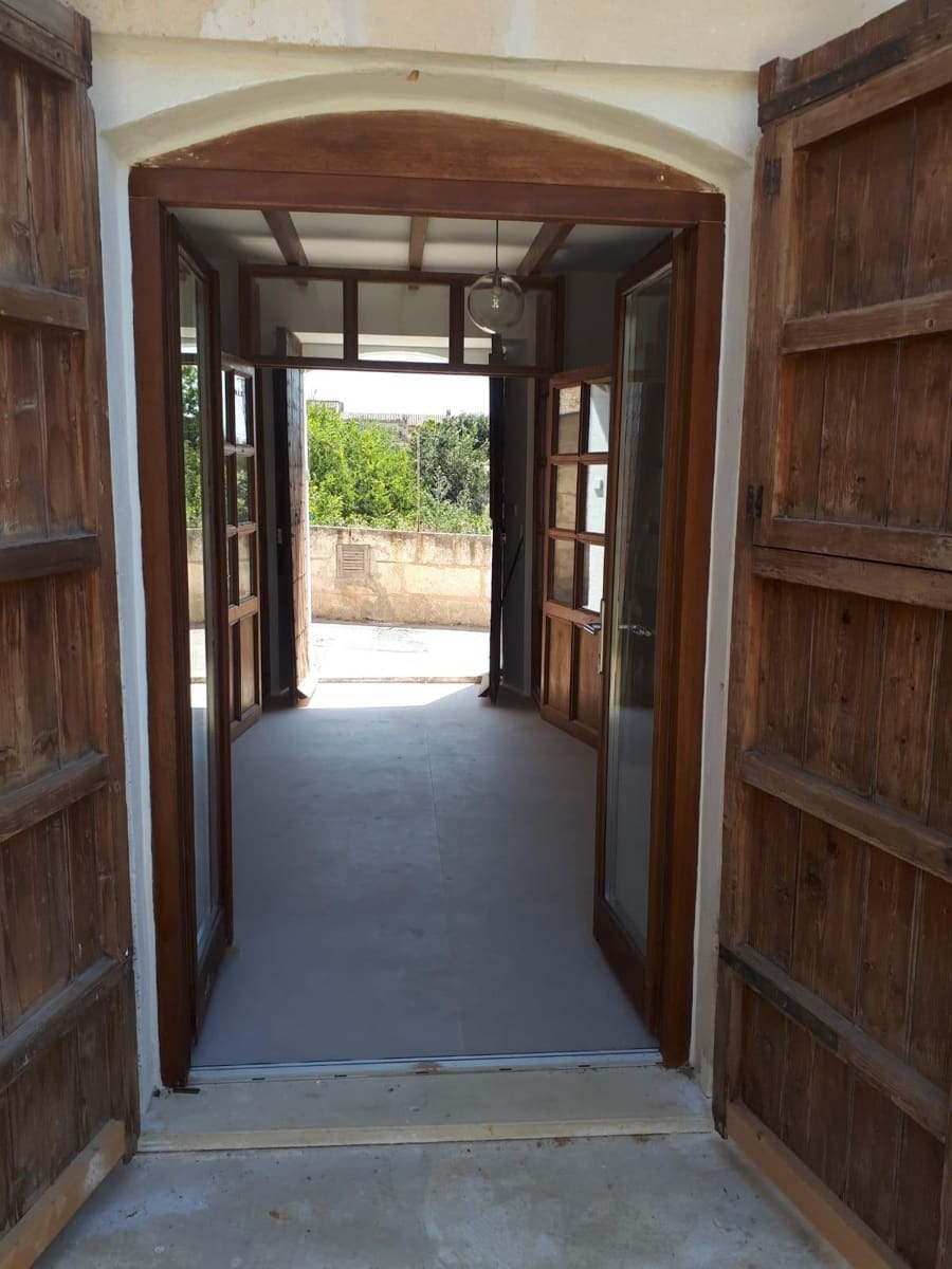 4 slaapkamer Villa te koop in Campanet met zwembad - € 1.099.000 (Ref: 8780179)