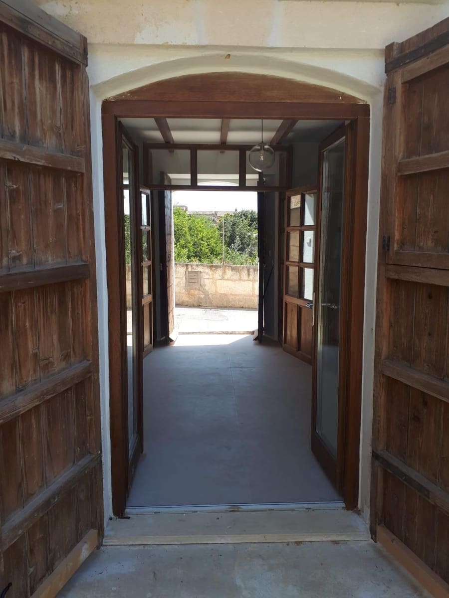 4 slaapkamer Villa te koop in Campanet met zwembad - € 1.099.000 (Ref: 8780179)