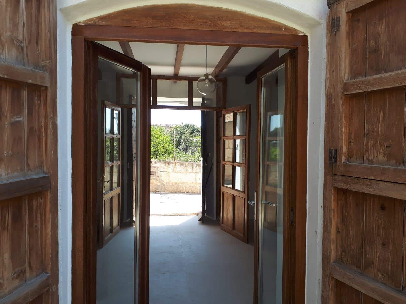 4 slaapkamer Villa te koop in Campanet met zwembad - € 1.099.000 (Ref: 8780179)