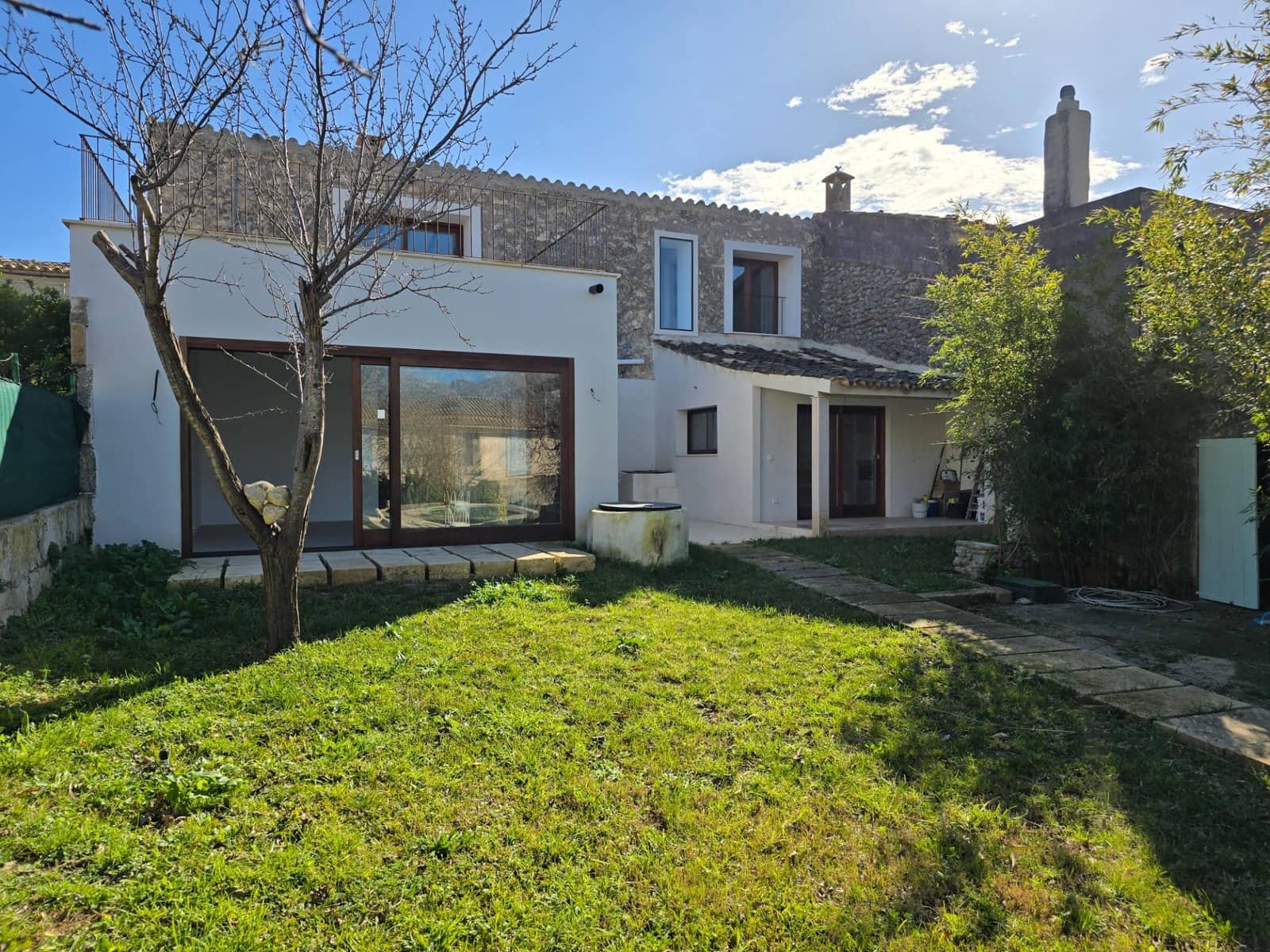 4 slaapkamer Villa te koop in Campanet met zwembad - € 1.099.000 (Ref: 8780179)