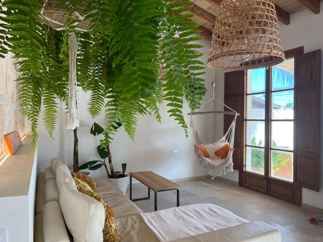 7 soveværelse Villa til salg i Palma de Mallorca med swimmingpool - € 1.295.000 (Ref: 8893072)