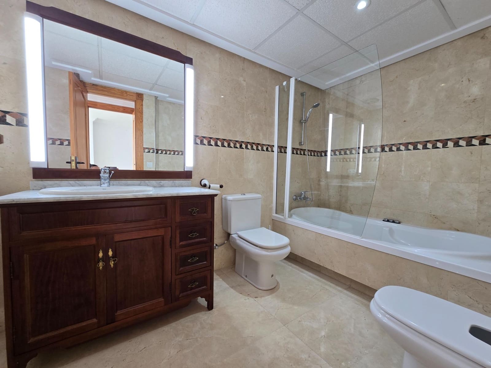 2 sypialnia Mieszkanie do wynajęcia w Palma de Mallorca z garażem - 3 100 € (Ref: 8896873)