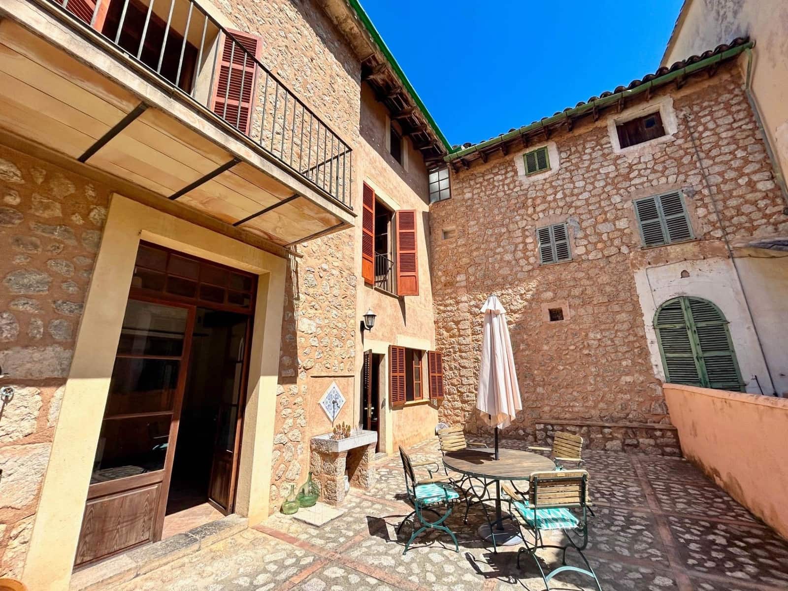 6 soveværelse Villa til salg i Soller med garage - € 980.000 (Ref: 8938599)