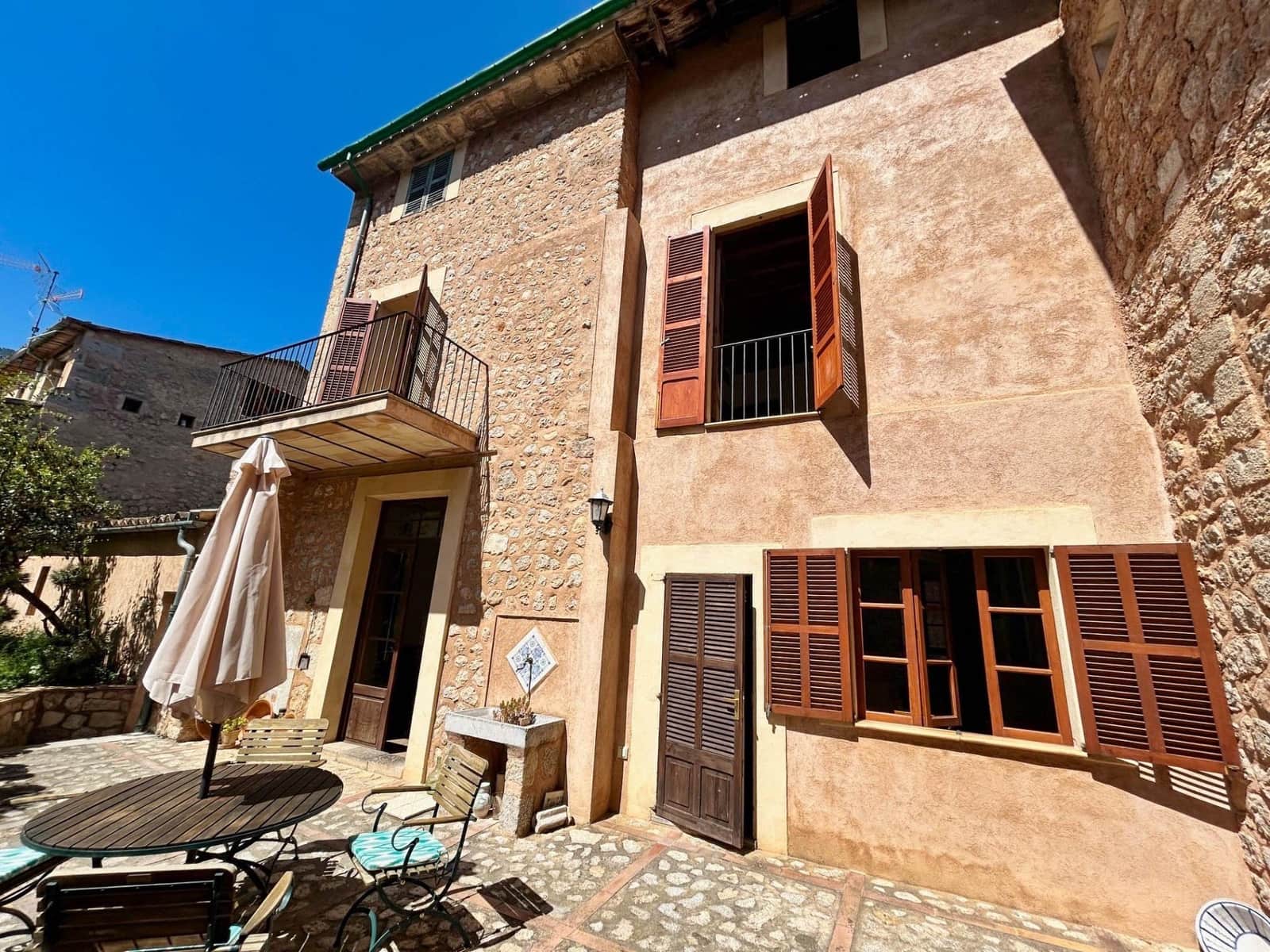 6 soveværelse Villa til salg i Soller med garage - € 980.000 (Ref: 8938599)