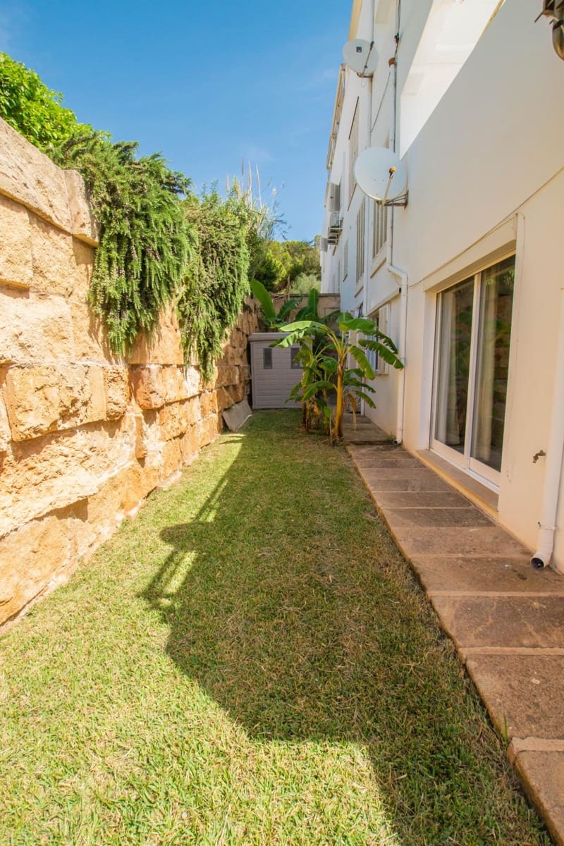 3 bedroom Apartment for sale in Portocolom with pool - € 850,000 (Ref: 8954629)