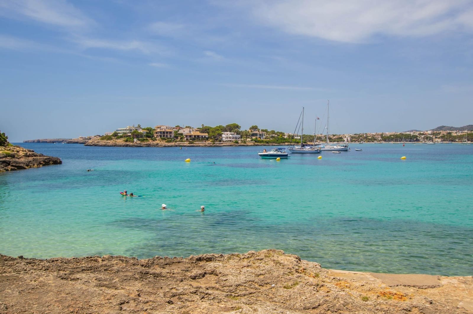 3 bedroom Apartment for sale in Portocolom with pool - € 850,000 (Ref: 8954629)