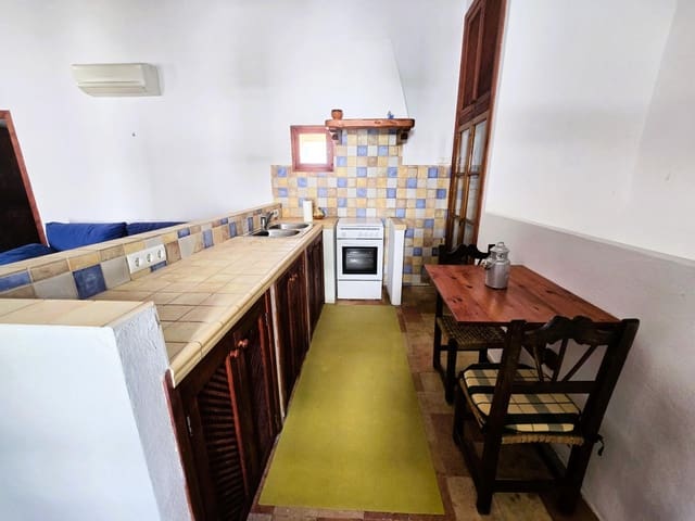 4 bedroom Finca/Country House for sale in Es Capdella, Calvià - € 575,000 (Ref: 9023172)