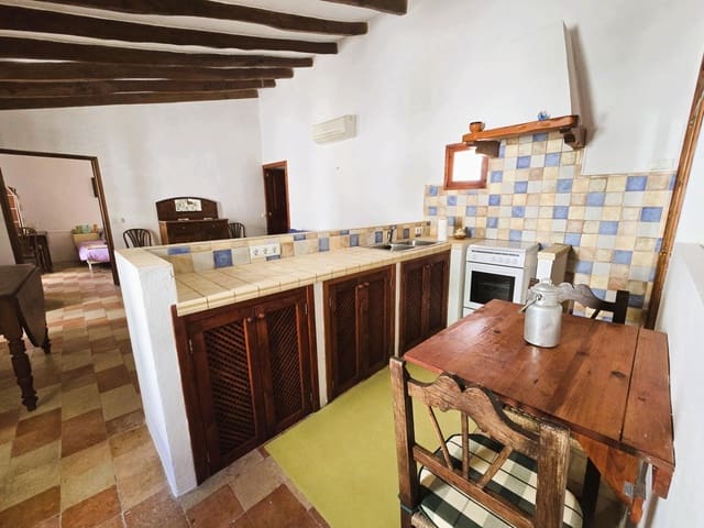 4 bedroom Finca/Country House for sale in Es Capdella, Calvià - € 575,000 (Ref: 9023172)