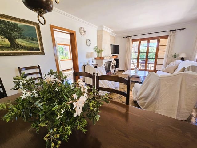 4 soverom Villa til salgs i Marratxí med svømmebasseng - € 1 400 000 (Ref: 9024846)