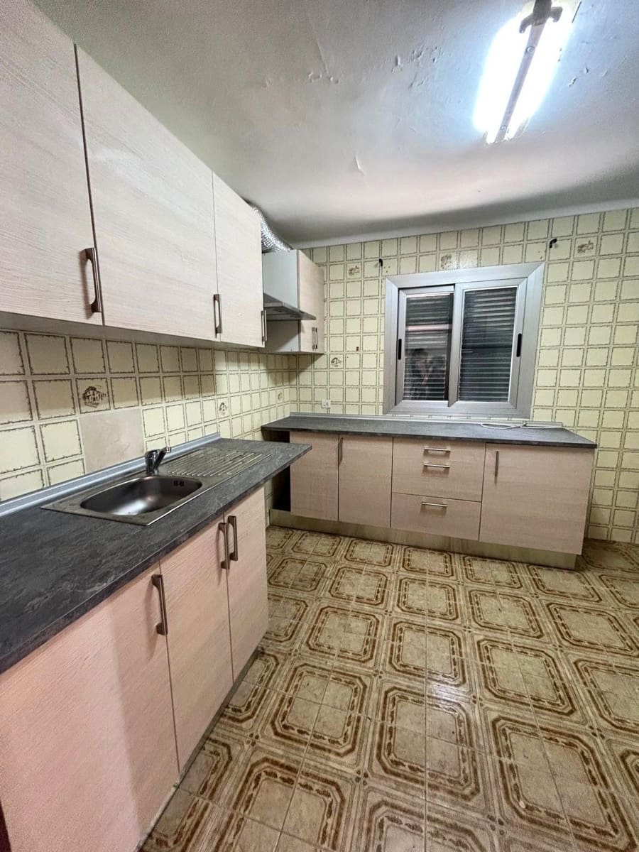 6 Zimmer Villa zu verkaufen in Palma de Mallorca mit Pool - 860.000 € (Ref: 9031429)