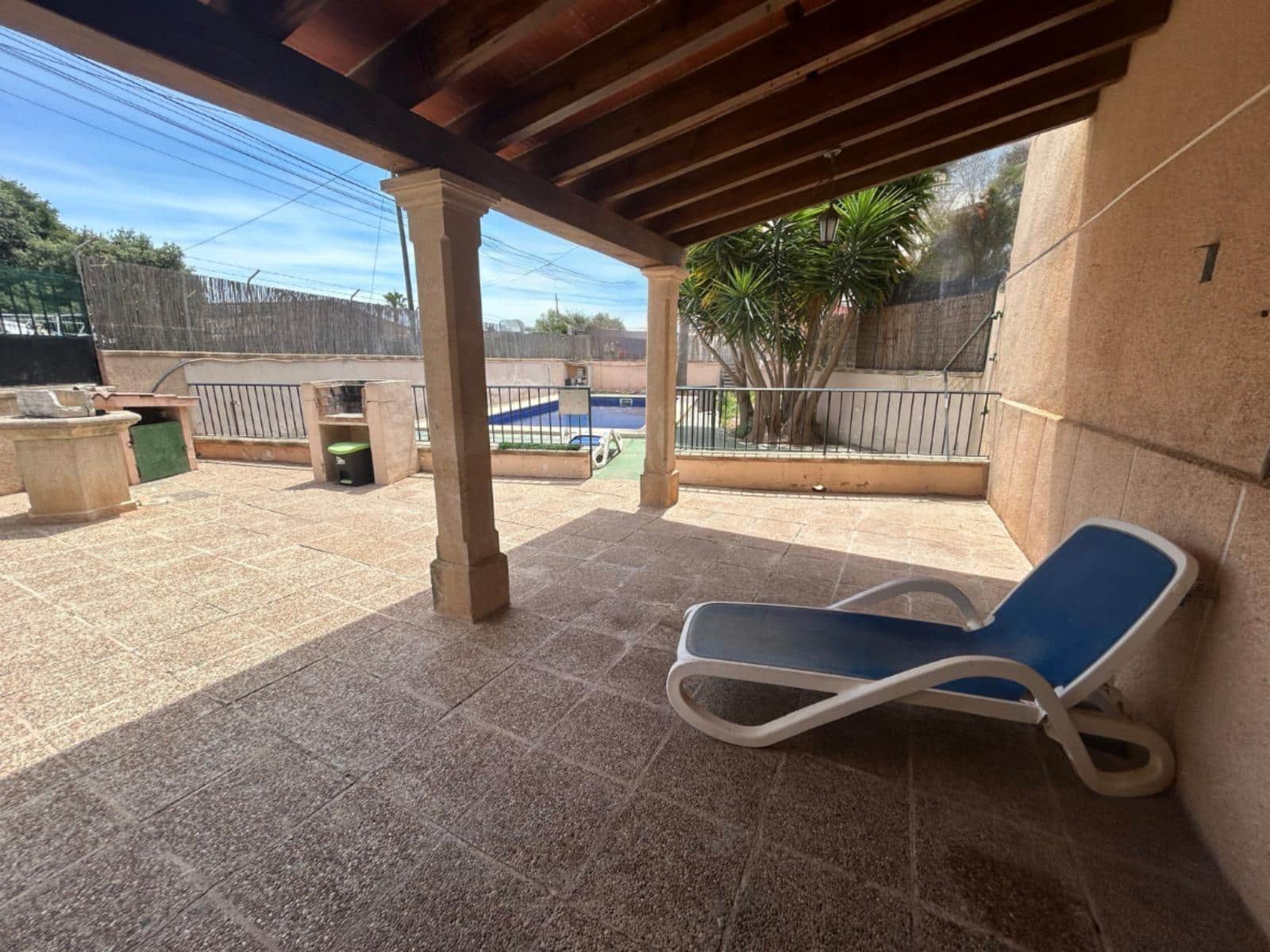 6 Zimmer Villa zu verkaufen in Palma de Mallorca mit Pool - 860.000 € (Ref: 9031429)