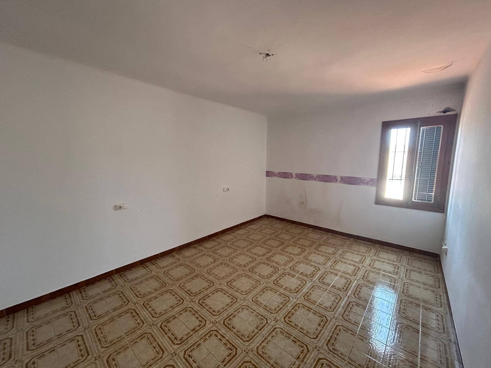 6 Zimmer Villa zu verkaufen in Palma de Mallorca mit Pool - 860.000 € (Ref: 9031429)