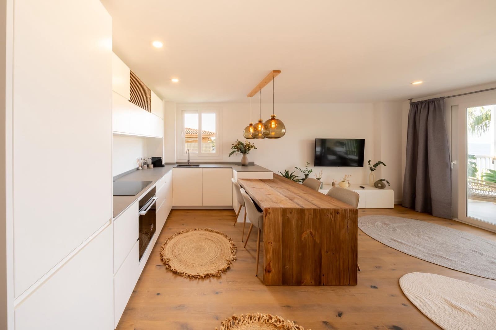 2 bedroom Flat for sale in Santa Ponsa - € 599,000 (Ref: 9178127)