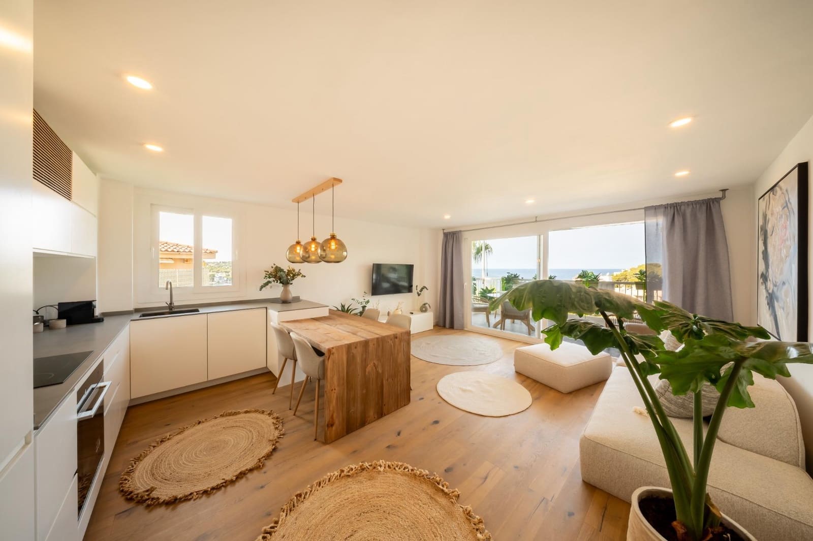 2 bedroom Flat for sale in Santa Ponsa - € 599,000 (Ref: 9178127)