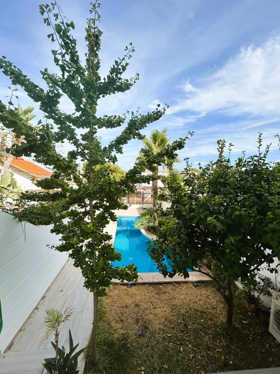 4 soverom Villa til salgs i Palma de Mallorca med svømmebasseng garasje - € 2 195 000 (Ref: 9236874)