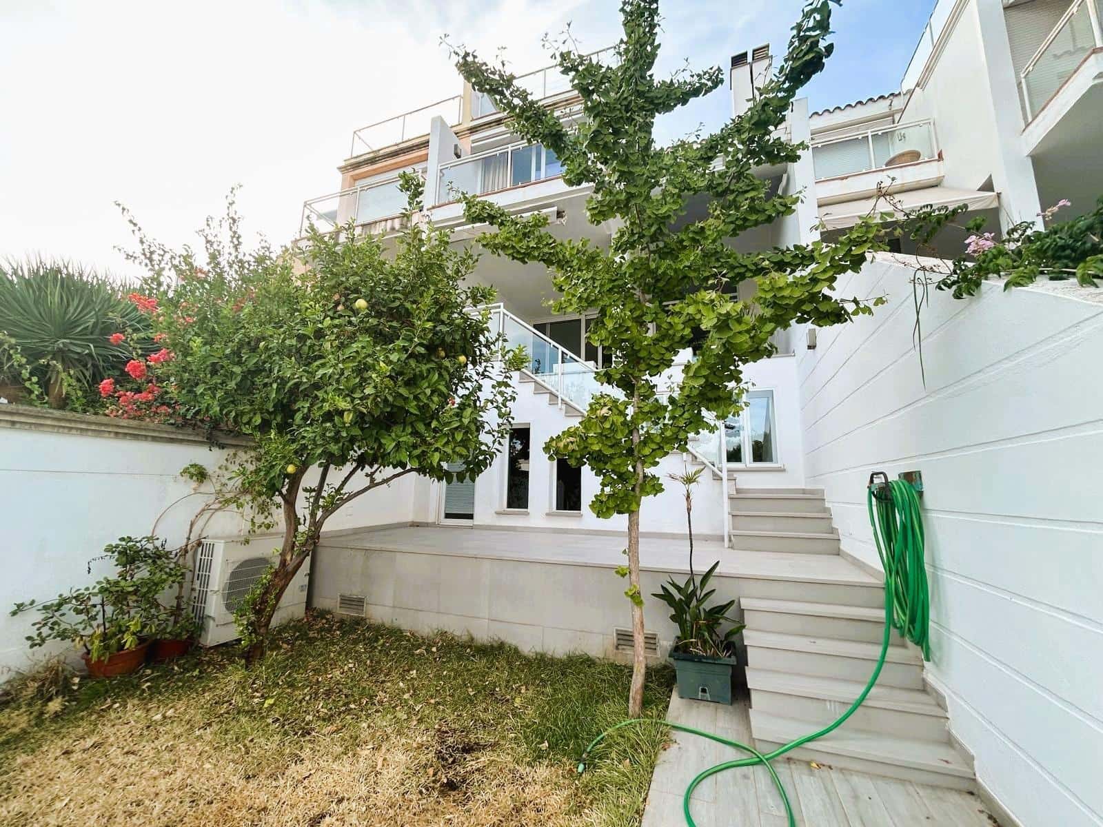 4 soverom Villa til salgs i Palma de Mallorca med svømmebasseng garasje - € 2 195 000 (Ref: 9236874)